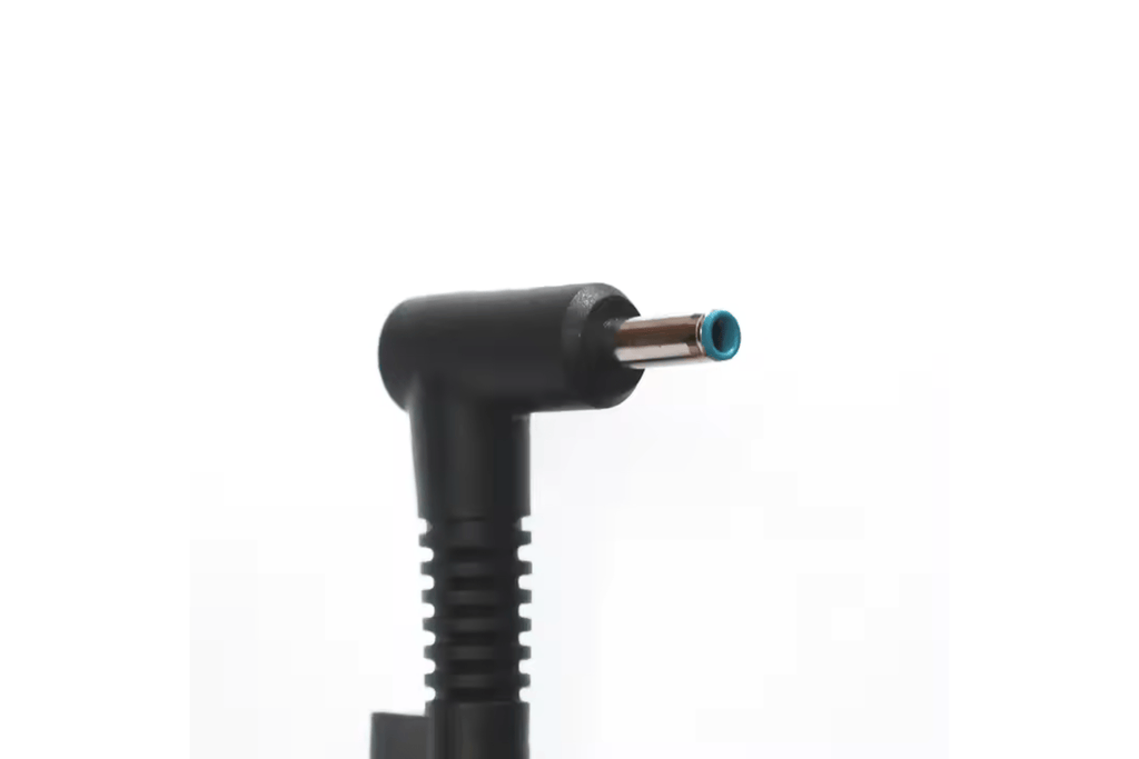 Durable 200W HP laptop battery replacement adapter with DC cable, offering fast charging and protection for your laptop battery.